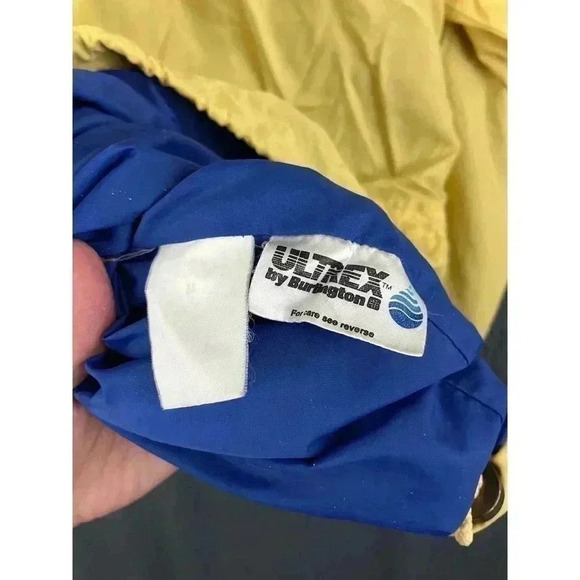 VTG Woolrich Adult Yellow Windbreaker Jacket MEDIUM Hoodie Ultrex Mesh Lined - Picture 4 of 12